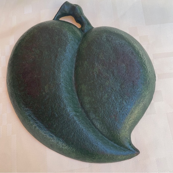 Vintage Verdigris Cast Iron Bronze Leaf Peach Trinket Dish Japan Unbranded - Picture 8 of 12